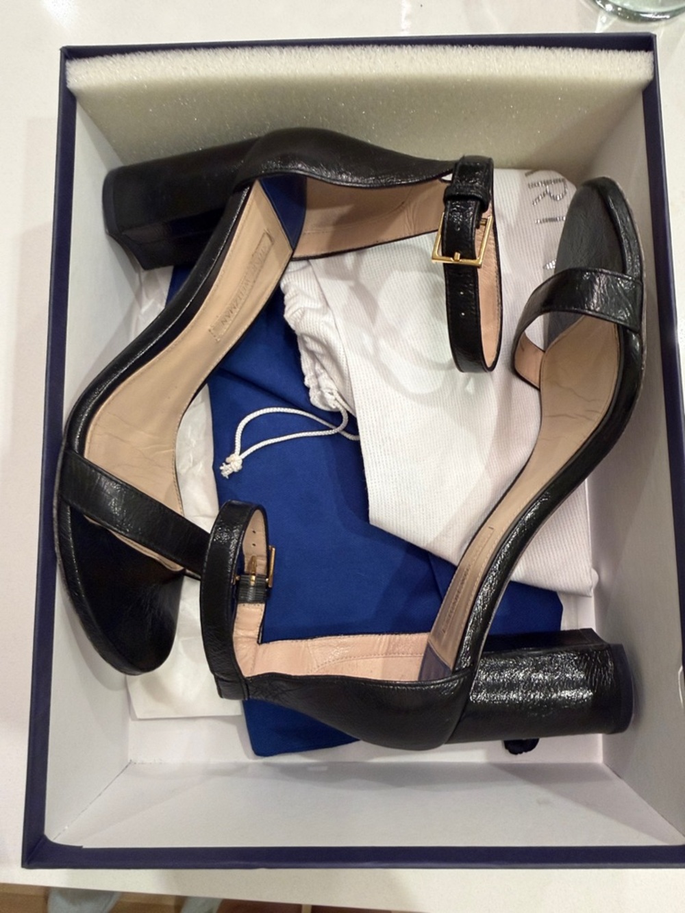 Stuart Weitzman Lessnudist Black Patent Leather Block Heel Sandal Size 7 W/ Box - Picture 3 of 9